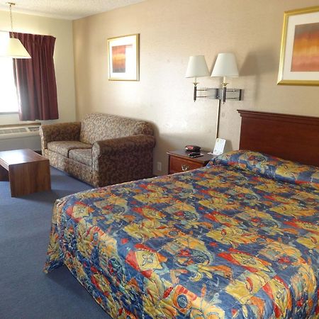 National 9 Inn Garden City Ngoại thất bức ảnh